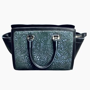 Ape Regina black with blue leather with cutouts with strap